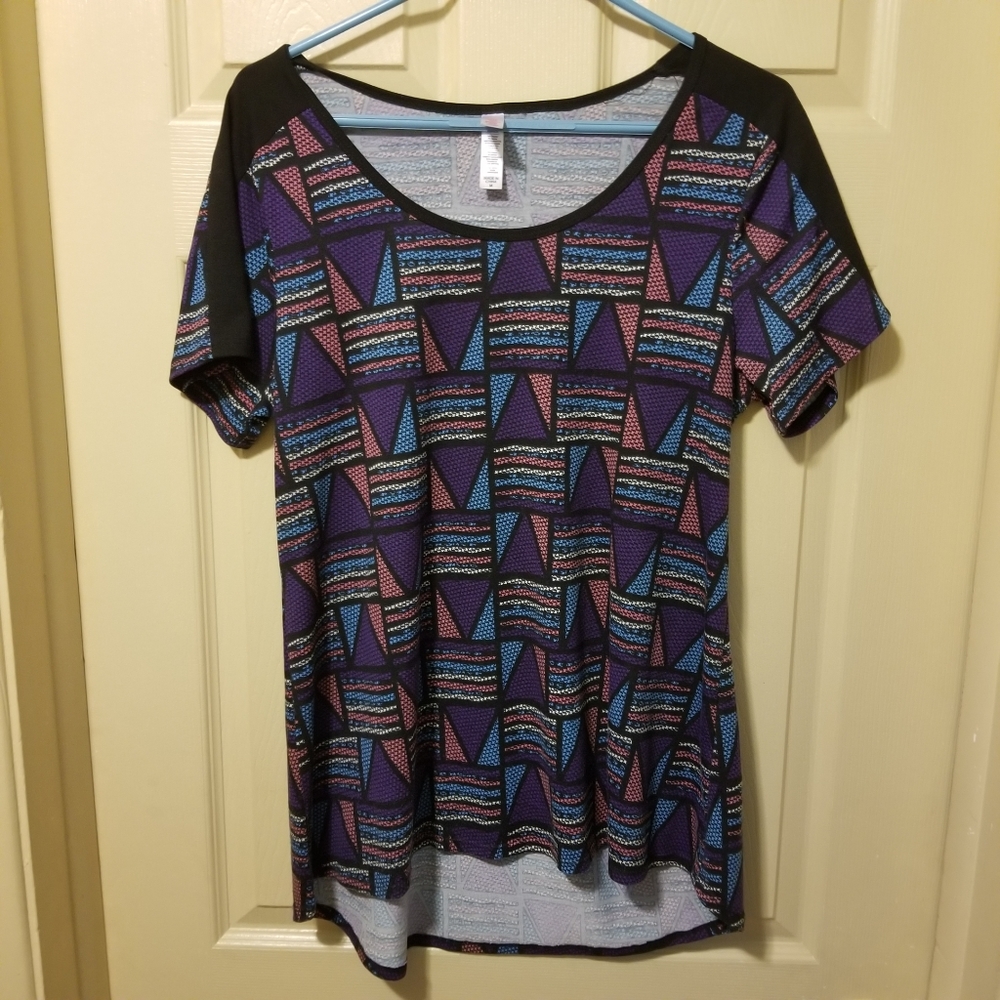 🌻 Lularoe Blue Purple & Pink Classic Tee Shirt Size Medium Excellent Condition